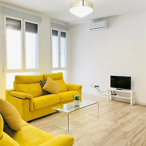 Apartamento Flamenca Triana - Wifi Con 2 2 Sofas Camas 2 Banos, Sevilha